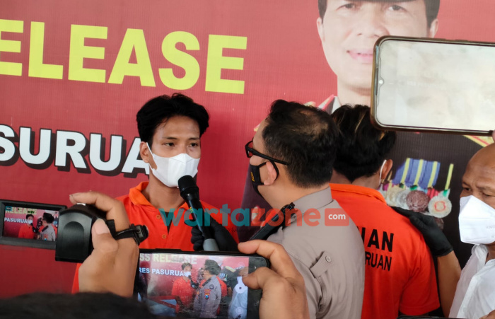 Foto: Kapolres Pasuruan, AKBP Erick Frendriz, saat menggelar konferensi pers penangkapan budak sabu dengan total barang bukti seberat 2.074,88 gram.
