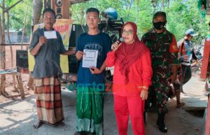 Kades Jate Keliling Kampung, Gugah Kesadaran Masyarakat Ikuti Vaksinasi