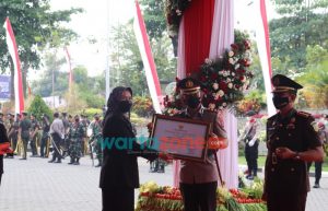Sukseskan Vaksinasi, Kapolres Batu Raih Penghargaan