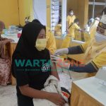 Caption: Pelaksanaan vaksinasi di Kabupaten Jember. (Foto: Fitry for wartazone.com)