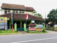 SEPI: Tampak depan kantor Kepala Desa Suger Lor, Kecamatan Maesan, Kabupaten Bondowoso.