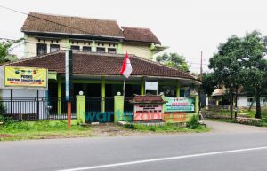 Warga Keluhkan Pelayanan Administrasi Desa Suger Lor, Kades Sering Tak Ngantor?