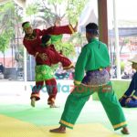 Foto: Penampilan pencak Silat dalam apel bersama bertempat di Pendopo Kongas Arum Kusumaning Bongso Kabupaten Tulungagung.