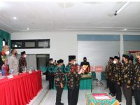 Foto: Prosesi pelantikan pengurus PABPDSI Kabupaten Sumenep, dihadiri Plt Asisten pemerintahan dan Kesra Setdakab Sumenep, H. Ahmad Masuni, bertempat di aula TP PKK, area Rumah Dinas Bupati.