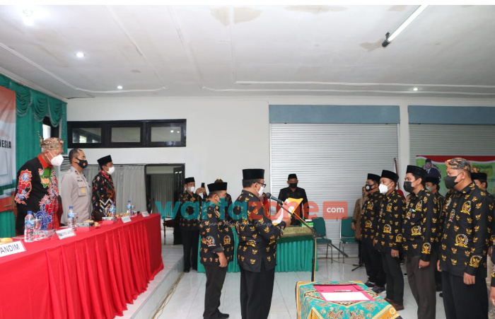 Foto: Prosesi pelantikan pengurus PABPDSI Kabupaten Sumenep, dihadiri Plt Asisten pemerintahan dan Kesra Setdakab Sumenep, H. Ahmad Masuni, bertempat di aula TP PKK, area Rumah Dinas Bupati.