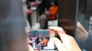 Foto: Tersangka tindak pidana perdagangan orang, saat menjalani pemeriksaan di ruang Unit III Renakta Subdit IV Ditreskrimum Polda Jatim.