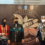 Foto: Bupati Jember, Hendy Siswanto didampingi istrinya, Ketua TP PKK Jember Kasih Fajarini, dan Ketua Panitia Festival JKCI Febrian Kahar, saat konferensi pers di Kantor Pemkab Jember.