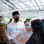 Foto: Wakil Wali Kota Bogor, Dedie A Rachim, saat peresmian green house bagi para petani tanaman hias di Kelurahan Bojongkerta, Kecamatan Bogor Selatan, Kota Bogor.