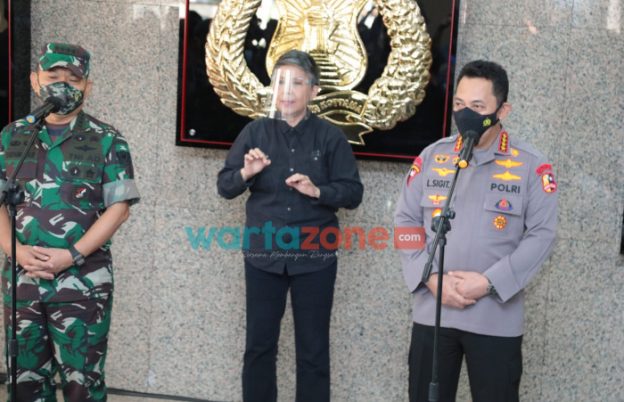 Foto: Kepala Staf Angkatan Darat, Jenderal Dudung Abdurachman, saat bersilahturahmi dengan Kapolri Jenderal Listyo Sigit Prabowo di Mabes Polri, Jakarta Selatan.