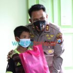 Foto: Polres Blitar Kota, saat menggelar vaksinasi Covid-19 kepada 27 anak jalanan di Balai RW 5 Kelurahan Kauman, Kecamatan Kepanjenkidul, Kota Blitar.