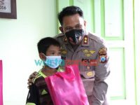 Foto: Polres Blitar Kota, saat menggelar vaksinasi Covid-19 kepada 27 anak jalanan di Balai RW 5 Kelurahan Kauman, Kecamatan Kepanjenkidul, Kota Blitar.