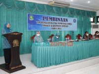 Foto: Ketua TP PKK Kabupaten Sumenep, Nia Kurnia Fauzi, saat menyampaikan arahan dalam pembinaan pemenang lomba 10 program pokok TP PKK tingkat kabupaten. Kamis (2/12/2021).