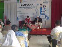 Foto: Wakil Bupati Jember, Gus Firjaun, saat peninjauan kegiatan vaksinasi di Ponpes As-Sunniyah Al-Jauhati kecamatan Kencong.