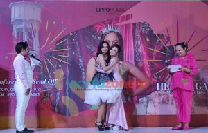 Ajang Miss Teenager Indonesia, Remaja Putri Jember Ini Siapkan Busana dari Ratusan Kristal Swarovski