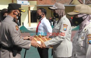 Berprestasi, Puluhan Anggota Polres Bondowoso Raih Penghargaan