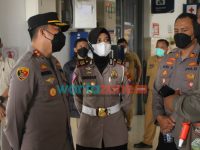 Foto: Forkopimda Kabupaten Jember melakukan pengecekan tempat ibadah dan beberapa fasilitas umum menjelang Perayaan Hari Natal dan Tahun Baru.