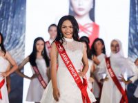 Caption: Hellua Mukti Maria Gaspersz, Juara 1st Runner Up ‘Miss Teenager Indonesia 2021’. (Foto: Dok. Indi Naidha for wartazone.com)