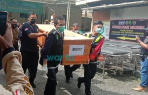 Lagi, Polda Jatim Serahkan 5 Jenazah Korban Erupsi Semeru ke Pihak Keluarga