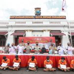 Foto: Kapolda Jatim Irjen Pol Nico Afinta dan Kapolrestabes Surabaya Kombes Pol Akhmad Yusep Gunawan menggelar konferensi pers ungkap kasus Peredaran Narkotika di Jawa Timur.
