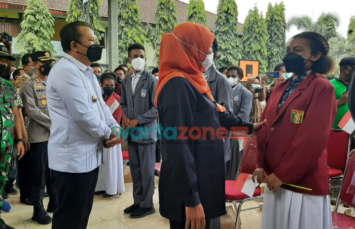 Dugaan Rasisme Oknum Guru SMAN Pakusari Jember