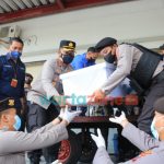 Foto: Polda Jatim mengantarkan kepulangan jenazah Pekerja Migran Indonesia yang meninggal akibat kapal tenggelam di Tanjung Balau Johor Malaysia.