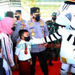 Foto: Kapolri Jenderal Listyo Sigit Prabowo menghadiri kegiatan akselerasi vaksinasi serentak di Gedung Dome Bale Rame, Kabupaten Bandung, Jawa Barat.