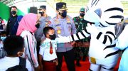 Foto: Kapolri Jenderal Listyo Sigit Prabowo menghadiri kegiatan akselerasi vaksinasi serentak di Gedung Dome Bale Rame, Kabupaten Bandung, Jawa Barat.