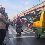 Foto: Polrestabes Surabaya terus berupaya untuk memberikan rasa aman dan pelayanan kepada masyarakat terutama warga yang akan melakukan aktivitasnya di pagi hari.
