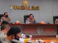 Foto: Kapolri Jenderal Listyo Sigit Prabowo menggelar Vicon analisa dan evaluasi kepada seluruh jajaran di Mabes Polri, Jakarta Selatan.