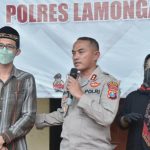 Foto: Kapolres Lamongan AKBP Miko Indrayana, mengklarifikasi informasi penangkapan pengedar atau bandar narkoba pada video viral yang beredar di masyarakat.