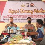Foto: Kapolres Situbondo mengadakan acara Ngopi Bareng Bersama Media (Piramida), di Kantin Polres Situbondo, Jum’at (14/1/2022).