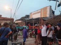 Foto: Kecelakaan dua truk fuso gandeng yang terjadi di jalur utama Banyuwangi-Jember, Kewasan Pasar Sempolan, kecamatan Silo, Jumat (14/1/2022).