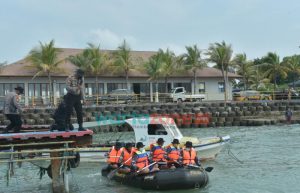 Polres Lamongan Gelar Pelatihan Peningkatan Kemampuan Penanggulangan Bencana dan Terorisme