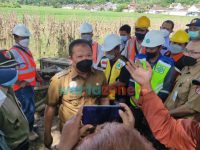 Bupati Jember, Bupati Hendy Siswanto, Perbaikan jalan Ambulu Jember, Jember, Berita Jember,