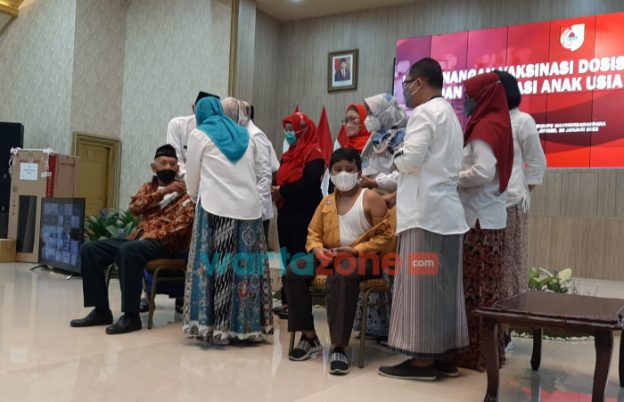 Vaksinasi Lansia, Vaksinasi anak usia dini, Vaksinasi di Jember, Jember, Pemkab Jember, Dinas Kesehatan Jember,