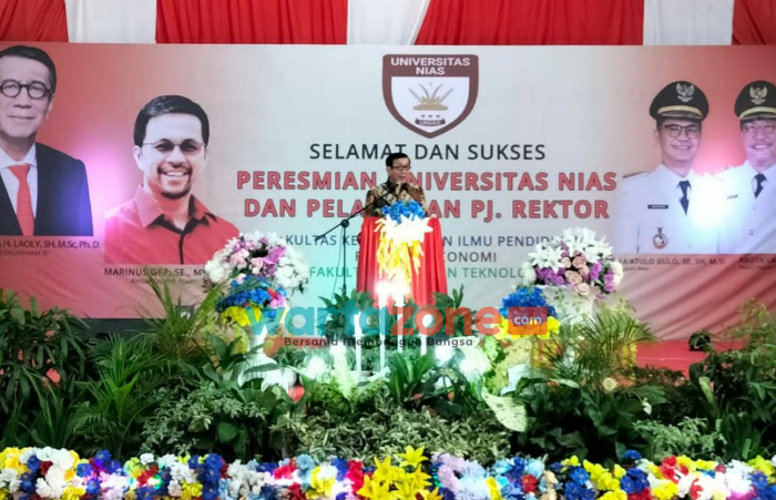 Menteri Hukum dan Hak Asasi Manusia, Menkumham, Yasonna Hamonangan Laoly, Universitas Nias, Peresmian Universitas Nias, Universitas Nias Diresmikan, Nias, Berita Nias,