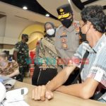 Vaksinasi massal di Tanjung Plaza Surabaya