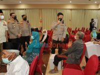 Genjot Vaksinasi Di Jatim, Kapolda Jatim Cek Vaksinasi di Pasuruan