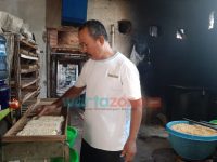 Harga Kedelai Naik Sebulan Terakhir, Pengrajin Tempe di Jember Siasati Perkecil Ukuran