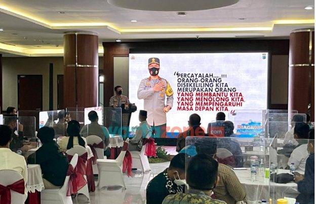 Dialog mahasiswa