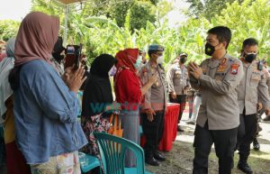 Kapolda Jatim Cek Vaksinasi Serentak di Sidoarjo