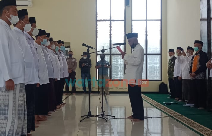 Pemkab Bondowoso Lantik 16 Pengurus Masjid Ar-Rahman RSUD dr. H Koesnaedi