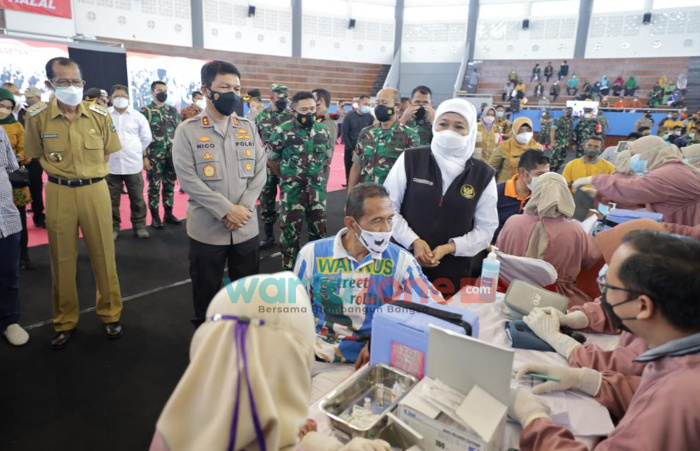 Percepat Capaian Target, Forkopimda Jatim Cek Vaksinasi Serentak di Magetan