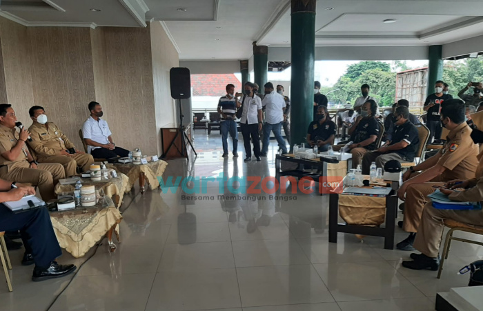 Penertiban PKL di Jember