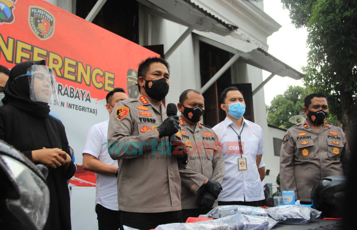 Polrestabes Surabaya Ungkap Kasus Pembunuhan Pemilik Toko Kelontong