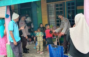 Polsek Air Joman Asahan Adakan Vaksinasi Covid-19 di Rumah Warga