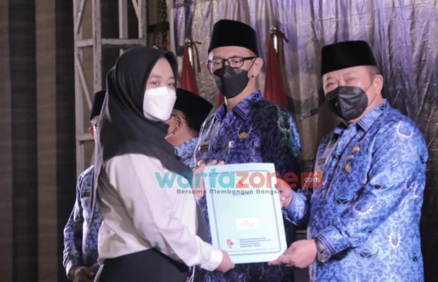 555 CPNS di Lingkungan Pemkab Jember Terima SK