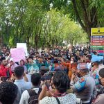 Aktivis GMNI dan Keluarga Herman Geruduk Polres Sumenep, Sampaikan Sejumlah Tuntutan Insiden Penembakan Brutal