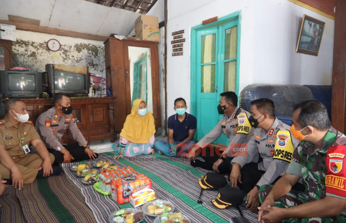 Balita Kelainan Jantung Mendapat Perhatian Dua Kapolres di Madiun