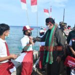 Kunker di Pulau Sapudi, Bupati Sumenep Disambut Antusiasme Warga di Dermaga